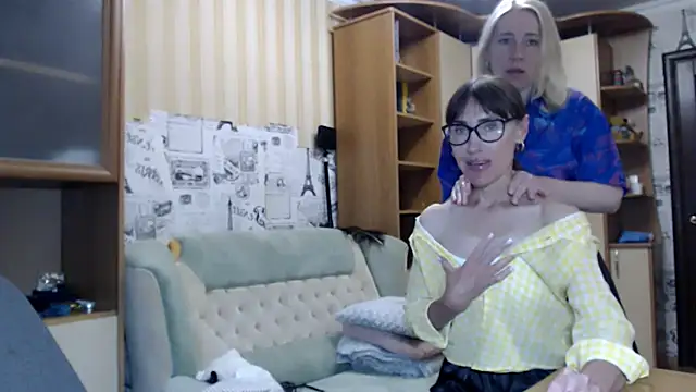 Javelinka's Live XXX Chat