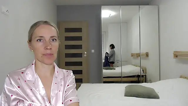 Javelinka's Live XXX Chat