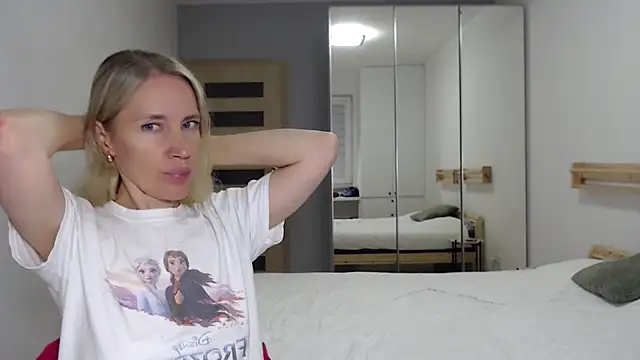 Javelinka's Webcam Show