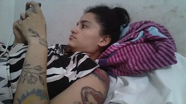 دردشة girl_tits الجنسية المباشرة
