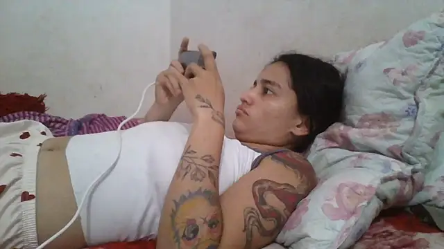 girl_tits' Live XXX Chat