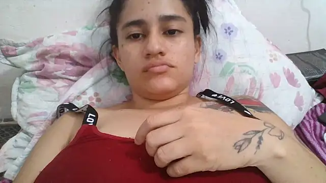 Онлайн чат XXX girl_tits