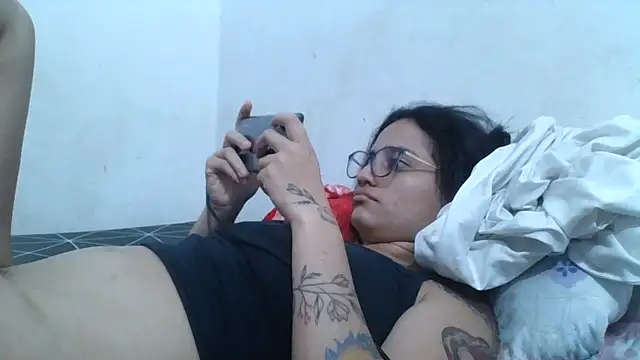 girl_tits Adlı Modelin Canlı XXX Sohbeti