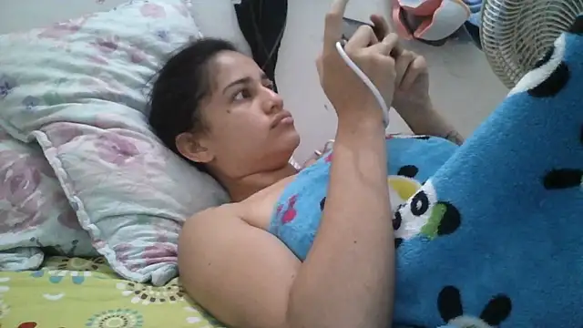 girl_tits' Live XXX Chat
