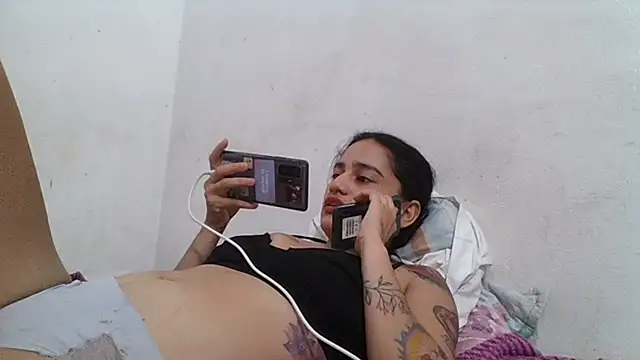 Онлайн чат XXX girl_tits