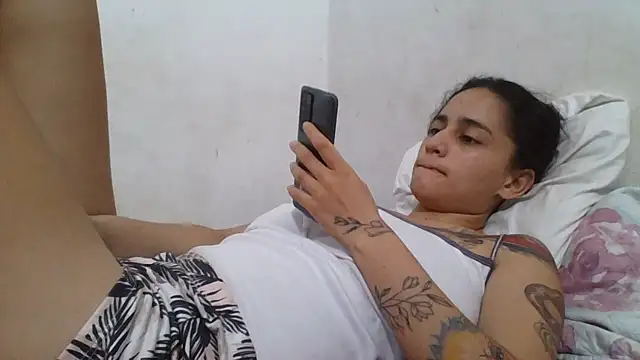 แชท XXX สดของ girl_tits