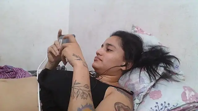 แชท XXX สดของ girl_tits