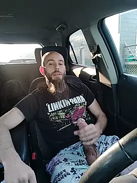 JohnnyFaster Show in webcam