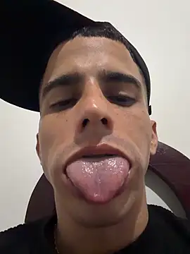 Show de JokerHot28 na webcam