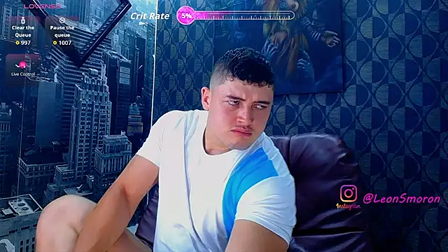 Leonsmoron Adlı Modelin Canlı XXX Sohbeti