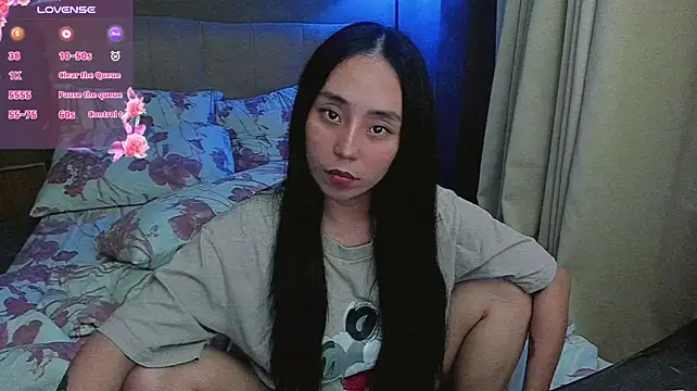 MissAyaCollins- Show in webcam