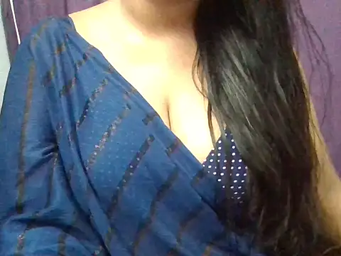shikha111's Live XXX Chat