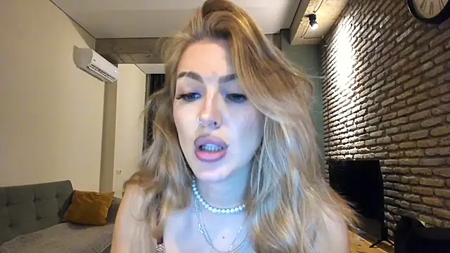 fifteenpoem Live XXX-chat
