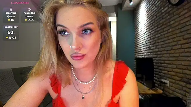 fifteenpoemn Live XXX chat