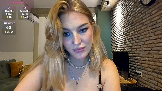 fifteenpoem Chat XXX in diretta