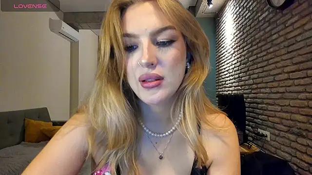 Živý XXX chat fifteenpoem