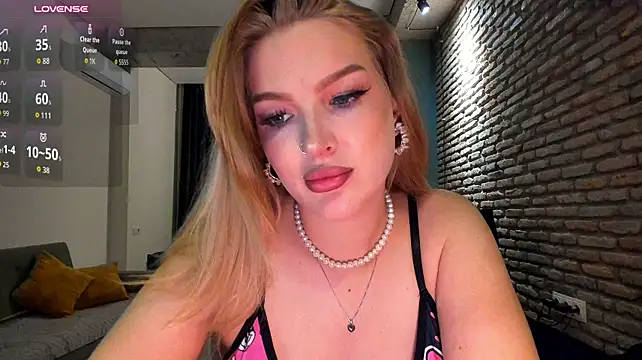 fifteenpoem Live XXX-Chat