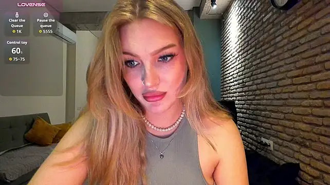 XXX chat uživo modela fifteenpoem