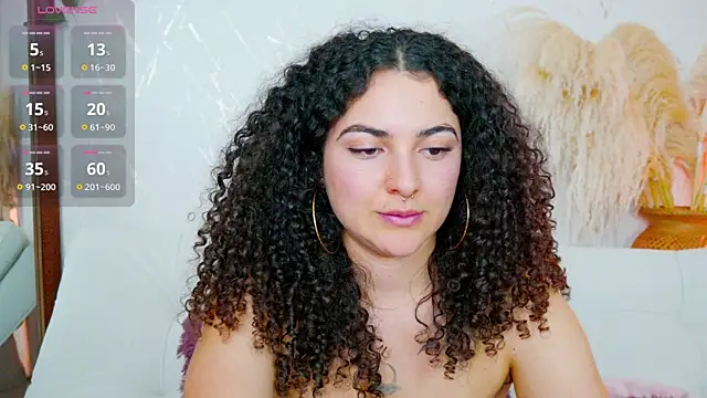 merida_bell18's Live XXX Chat