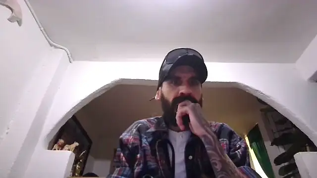 kaiser679_ Show in webcam