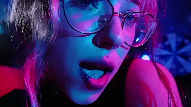 Scarlett_Wannerのウェブカメラショー