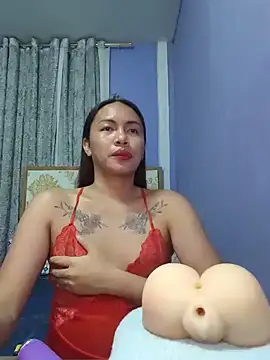 lady_kim_bonern Webbikameraesitys