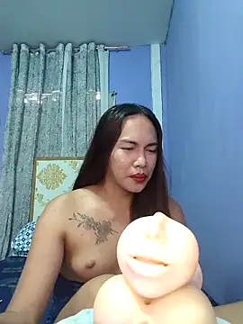 Show modela lady_kim_boner na web-kameri