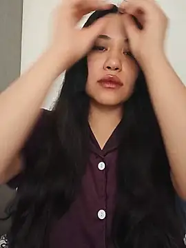 _MayaOniOni_ Adlı Modelin Canlı XXX Sohbeti