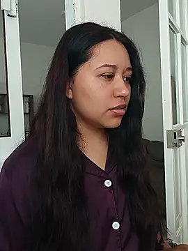 _MayaOniOni_'s Live XXX Chat