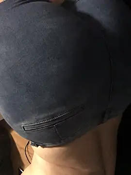 Bigass0807のライブXXXチャット