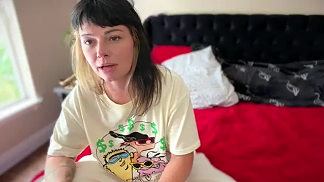 MarlaFknSinger Live XXX-Chat