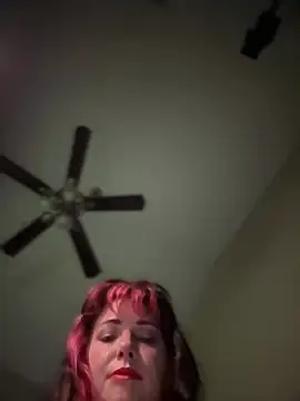 MarlaFknSinger's Live XXX Chat