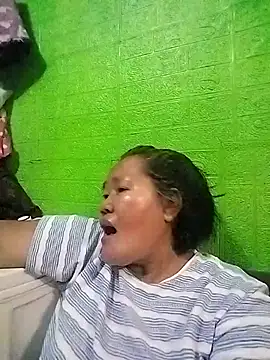 عرض كام Hotsexymomcams4u