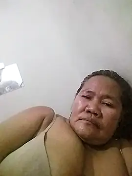 Hotsexymomcams4u's Webcam Show