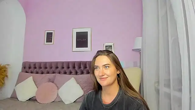 Show modela Evalaniss na web-kameri