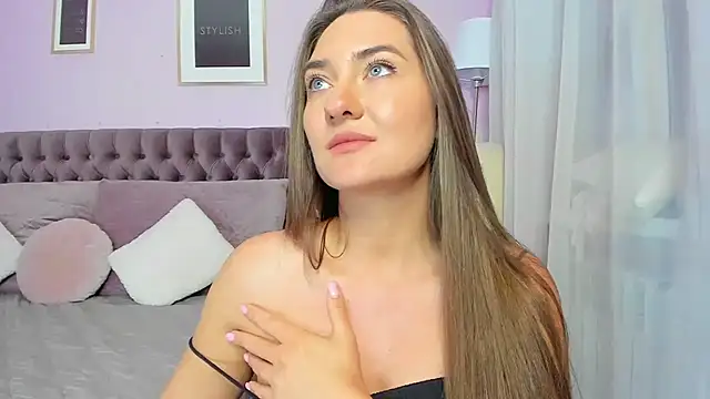 Evalaniss' Live XXX Chat