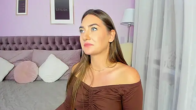 Show modela Evalaniss na web-kameri