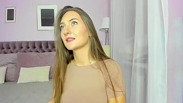 Evalaniss Adlı Modelin Canlı XXX Sohbeti