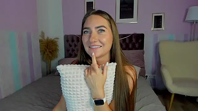 Evalaniss Adlı Modelin Canlı XXX Sohbeti