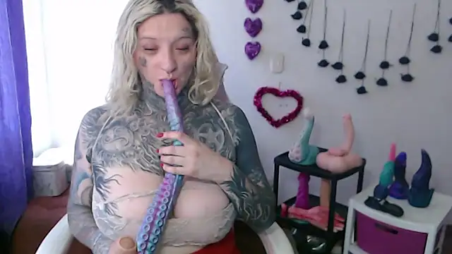 SLOPPYTITSS: вебкам-шоу