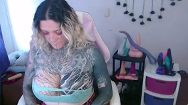 Chat +18 de SLOPPYTITSS ao vivo