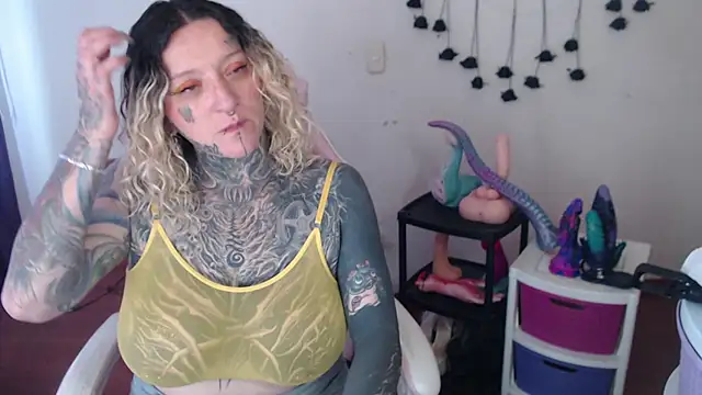 SLOPPYTITSS' Webcam Show