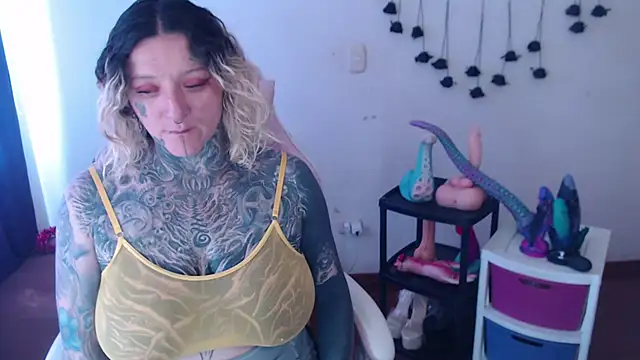 SLOPPYTITSS 라이브 XXX 채팅
