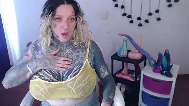 SLOPPYTITSSのライブXXXチャット
