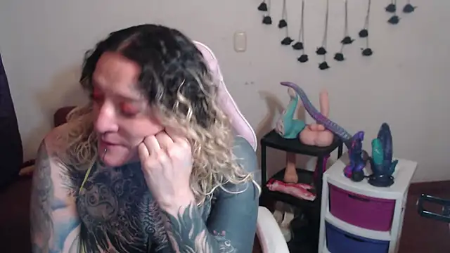 SLOPPYTITSS' Webcam Show