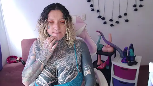 SLOPPYTITSS' Webcam Show
