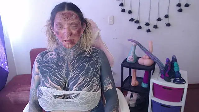 SLOPPYTITSS Adlı Modelin Web Kamerası Şovu