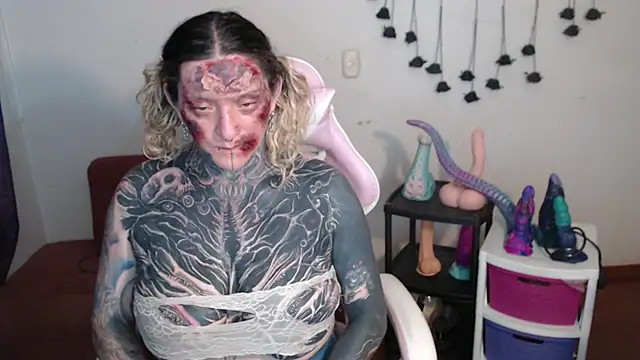 SLOPPYTITSS webkamerás műsora