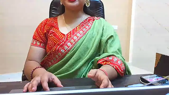 Chat XXX en directo de PUCHEJAAN