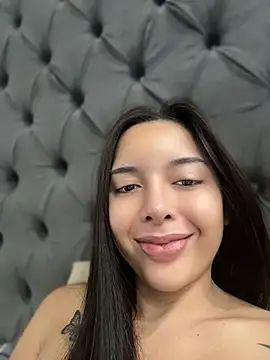 sassymarylou 网络视讯表演
